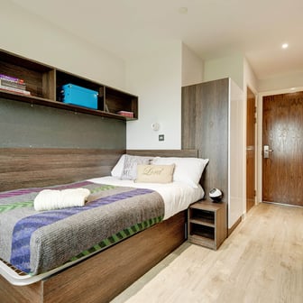 Standard En Suite - Image 2